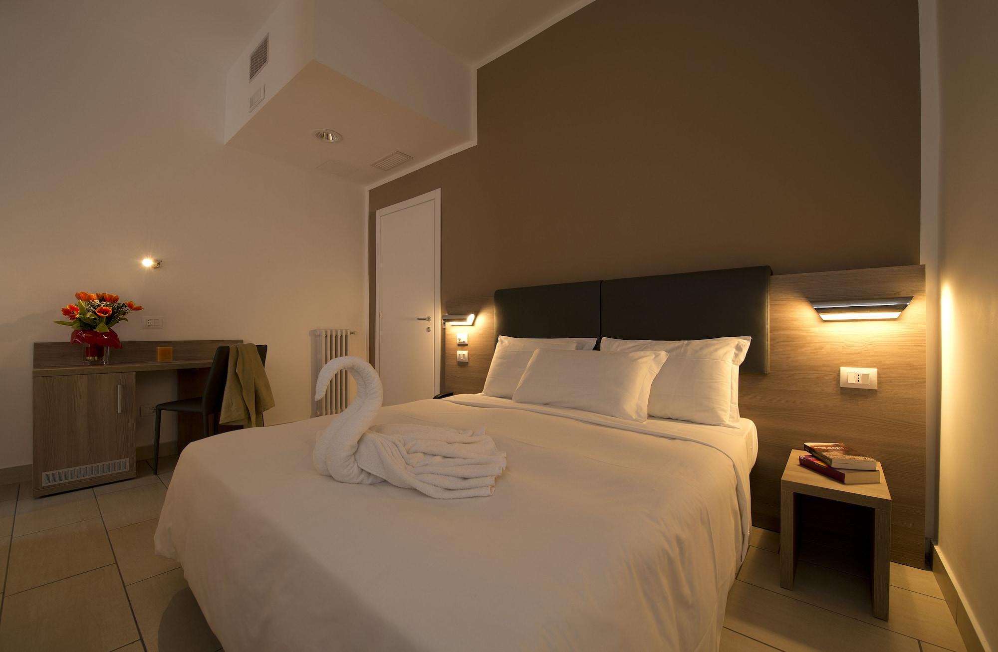 โอเอซี วิลเลจ โฮเต็ล Hotel มิลาน ภายนอก รูปภาพ